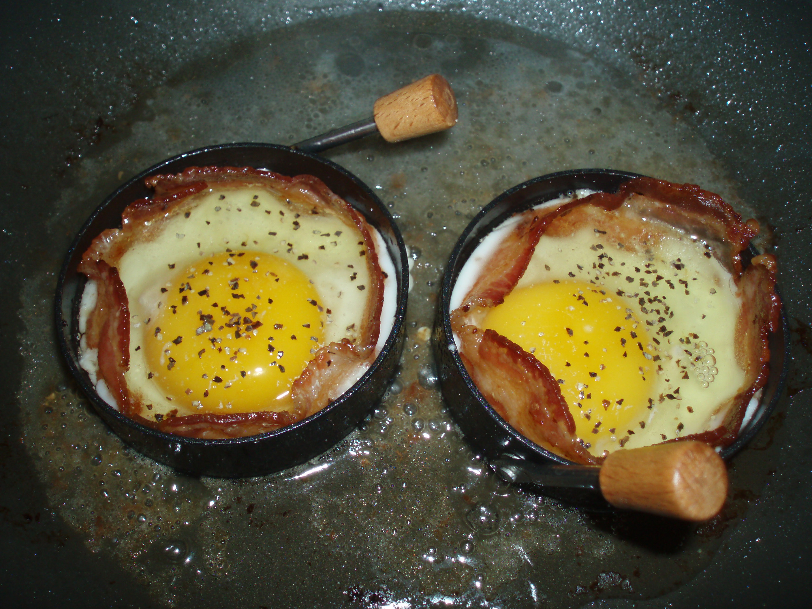 Bacon-Wrapped Eggs