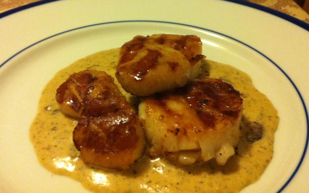 Scallops with Creamy Bacon Sauce
